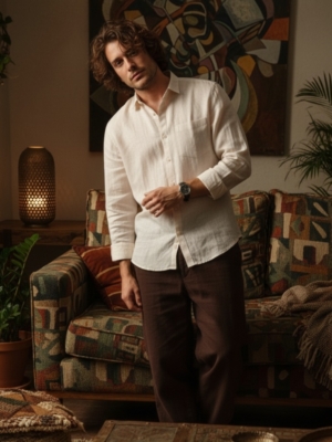 Pehanoge Sandstone Linen Shirt Lifestyle Indoor Look